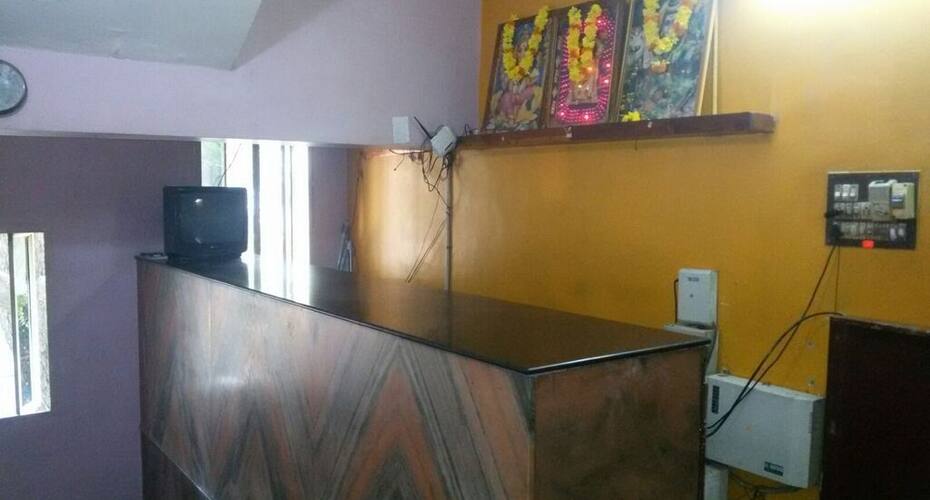 Kanchani Deluxe Lodge, Anantapur 4